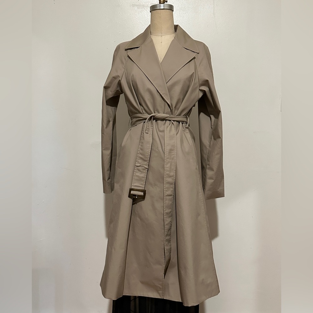 Uniqlo Women's Tan Trench Jacket
